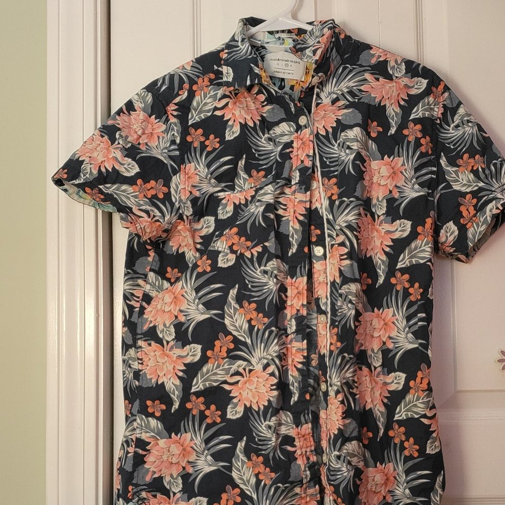 Floral hawaiian shirt